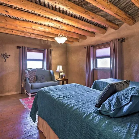 El Prado Adobe Home Courtyard With Mountain Views!